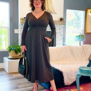 Chic Charcoal Long Sleeve Dress
